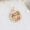 ciondolo animale personalizzato ritratto. charm tondo con bagno in oro rosa e incisione personalizzata