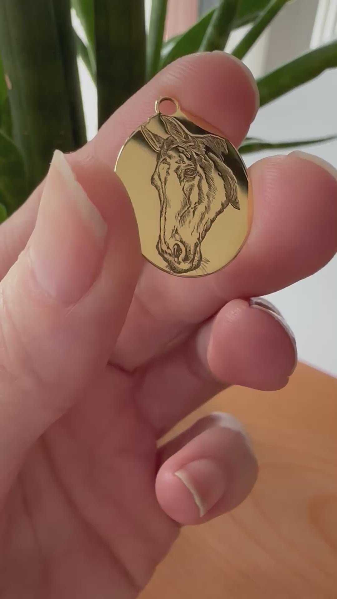 ciondolo personalizzato animale oro 18K con ritratto del tuo migliore amico